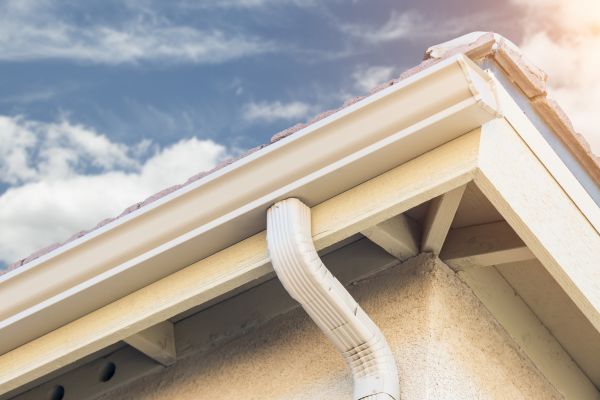 Seamless Gutter Replacement in Canton